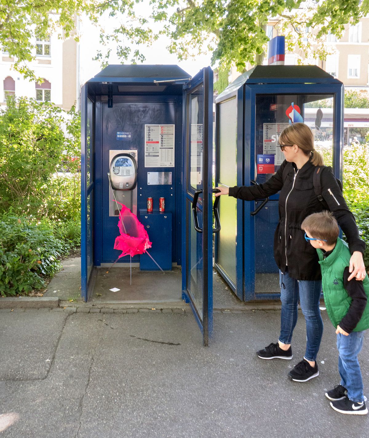 Bioism. Phone booth